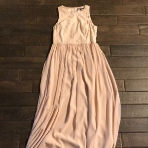 Women’s size small Gianni bini maxi dress blush